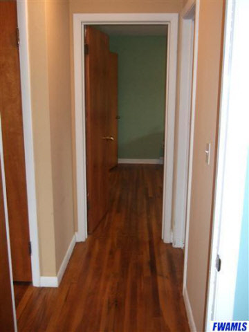 8228 Auburn Road Fort Wayne, IN 46825 - Photo 17 of 21 Gallery Image 17