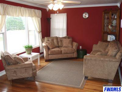8228 Auburn Road Fort Wayne, IN 46825 - Photo 4 of 21 Gallery Image 4