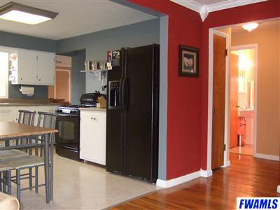 8228 Auburn Road Fort Wayne, IN 46825 - Photo 5 of 21 Gallery Image 5