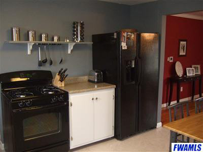 8228 Auburn Road Fort Wayne, IN 46825 - Photo 7 of 21 Gallery Image 7