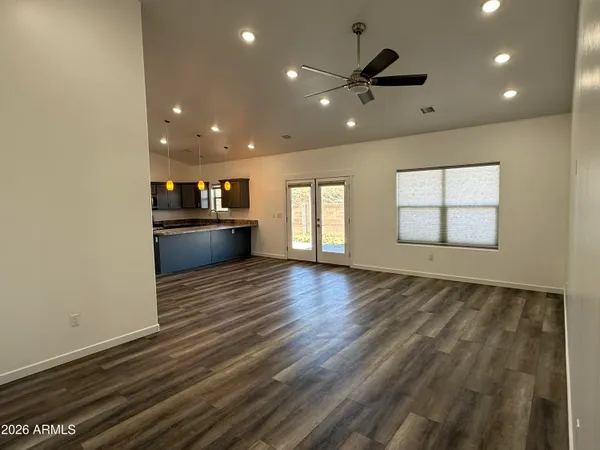 $424,999 | 1030 Hillshire Drive, Taylor, AZ 85939