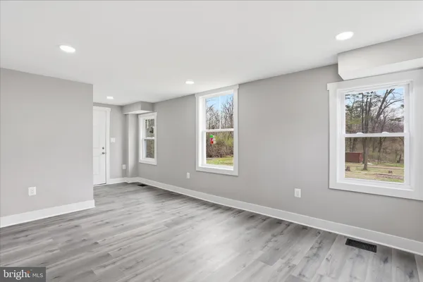 $3,200 | 11713 Ernstville Road, Big Pool, MD 21711