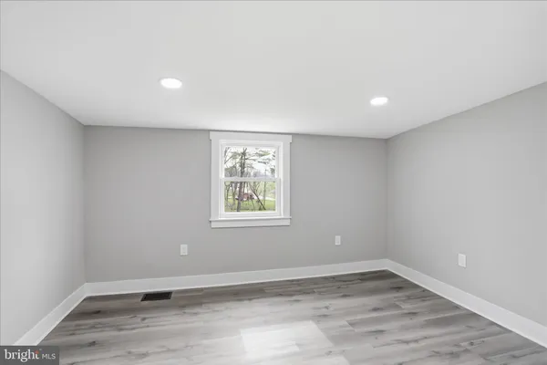 $3,200 | 11713 Ernstville Road, Big Pool, MD 21711