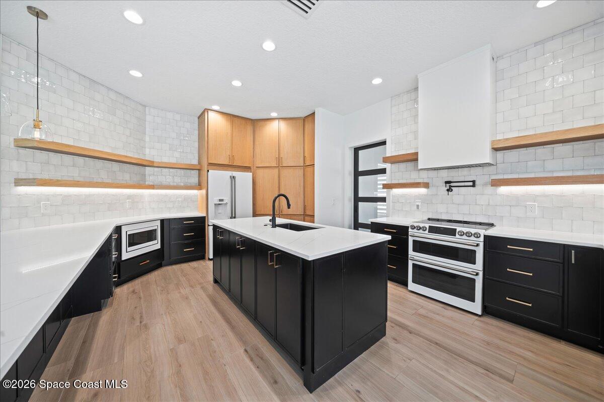 300 Amberjack Place Melbourne Beach, FL 32951 - Photo 11 of 52 12-DSC083175