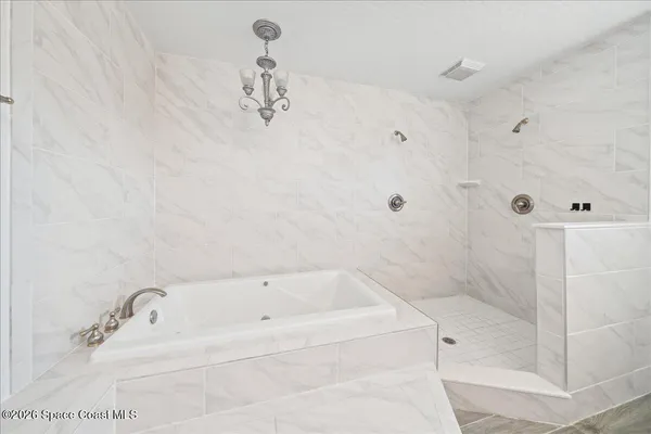 $980,000 | 300 Amberjack Place, Melbourne Beach, FL 32951
