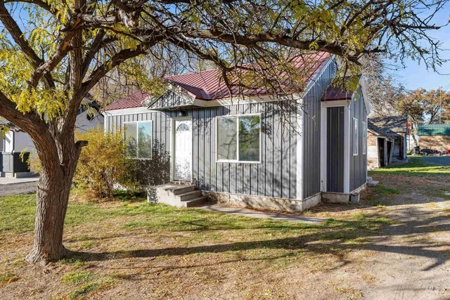 $189,900 | 406 W Avenue East, Jerome, ID 83338
