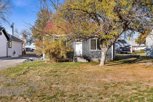 $189,900 | 406 W Avenue East, Jerome, ID 83338