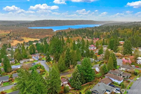 $3,580 | 5427 159th Place Northeast, Redmond, WA 98052