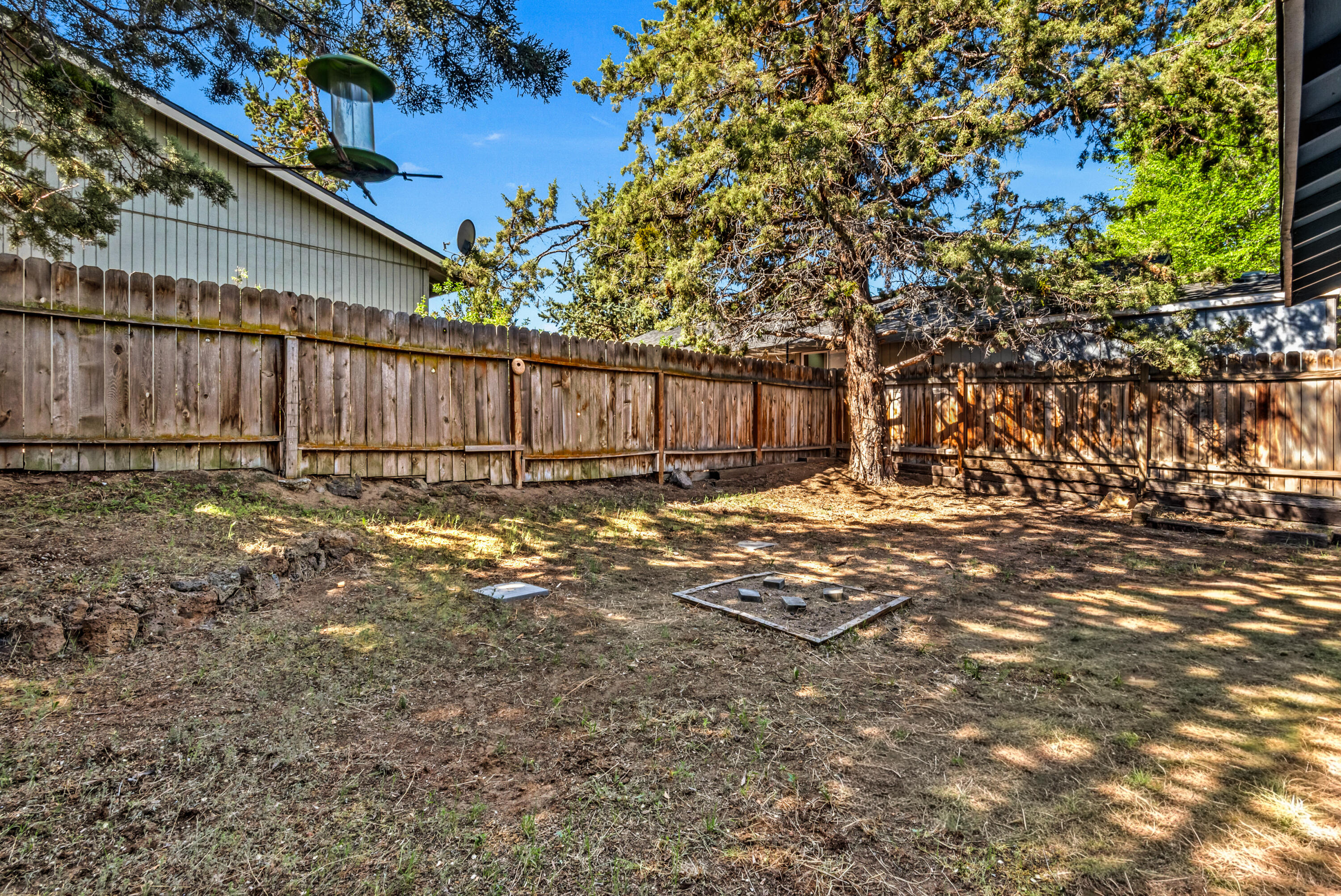 1916 Northeast Wichita Way Bend, OR 97701 - Photo 18 of 38 a view of a backyard of the house