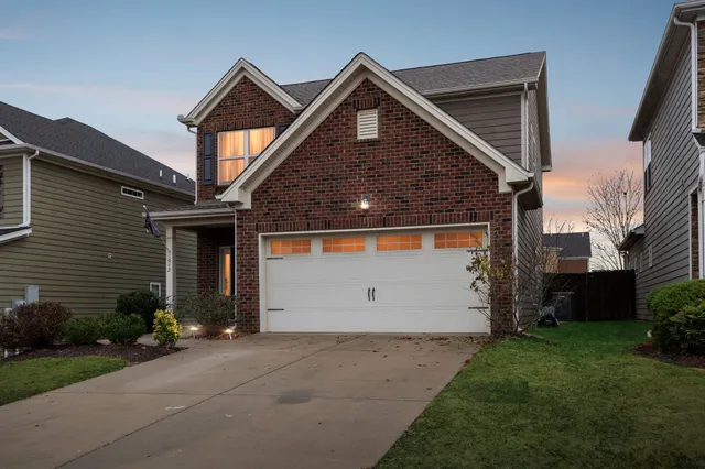$449,900 | 1042 Hemlock Drive, Spring Hill, TN 37174
