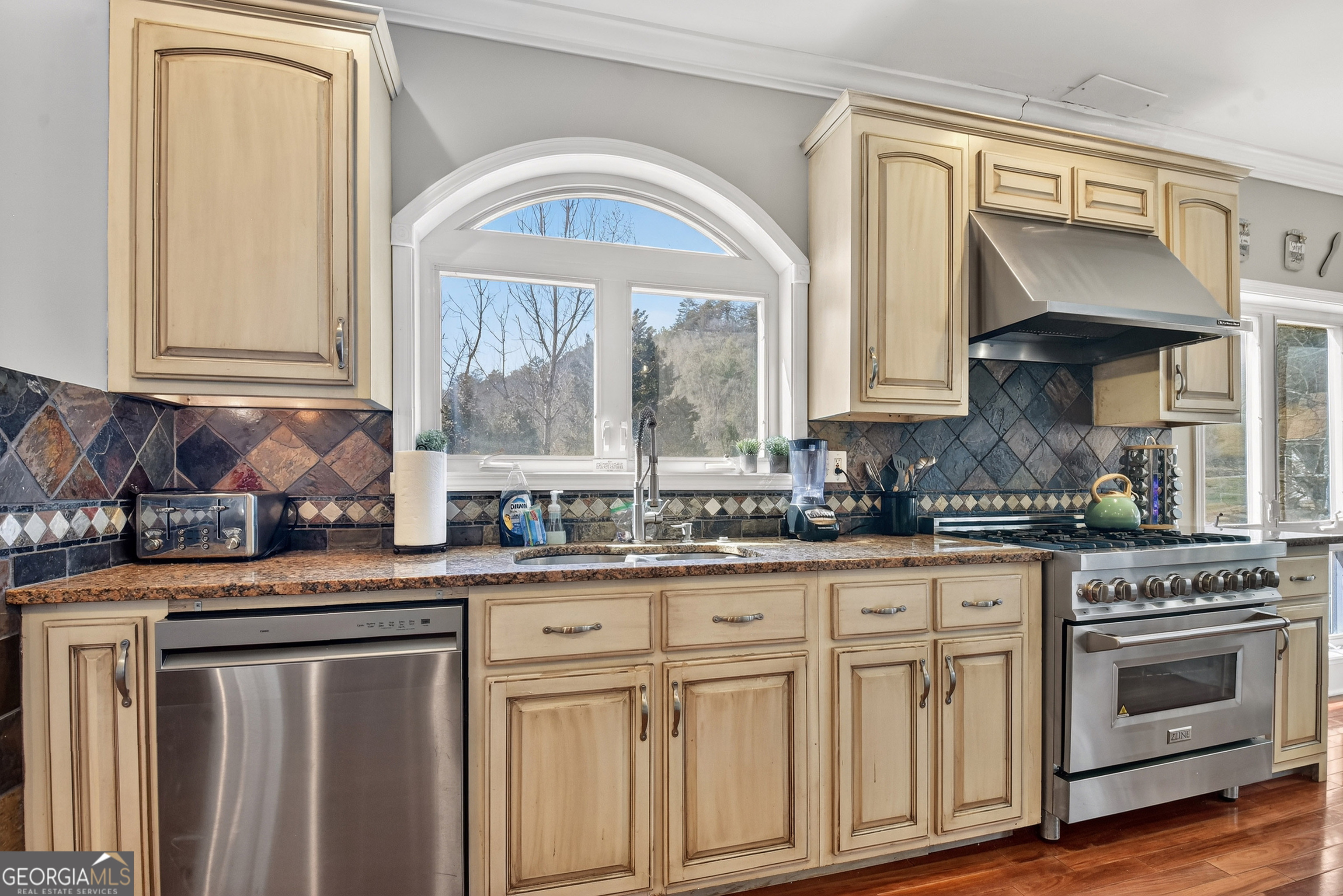 291 Kyle Arp Road Blue Ridge, GA 30513 - Photo 24 of 114