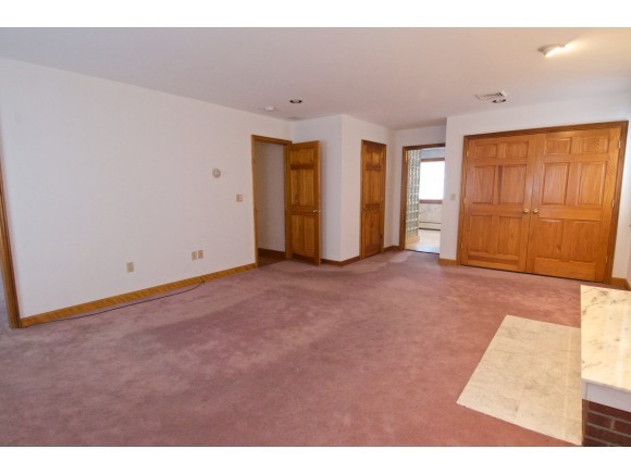 80 Summit Street Burlington, VT 05401 - Photo 17 of 31