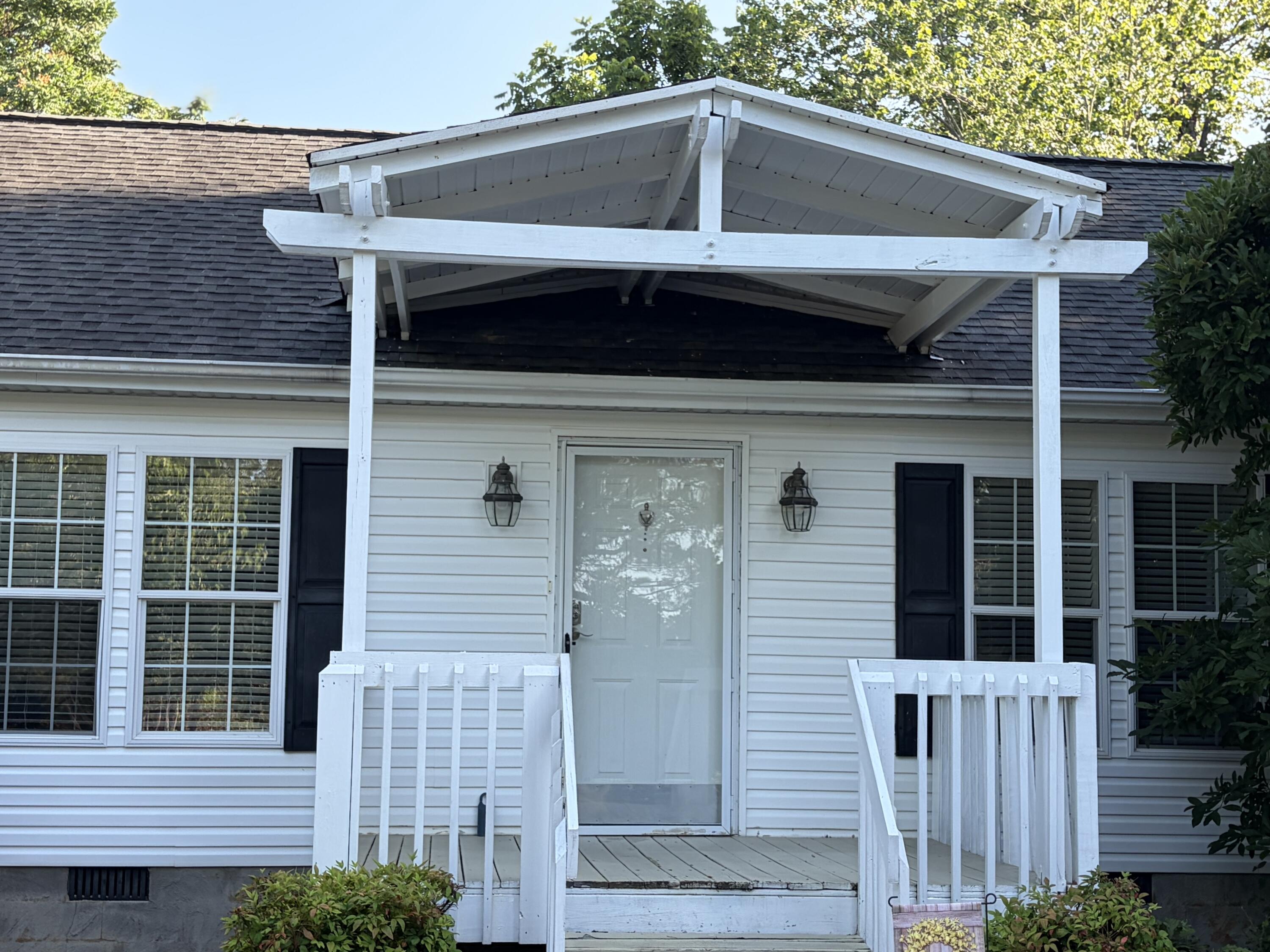 100 River Creek Road Wirtz, VA 24184 - Photo 2 of 32 Front Porch
