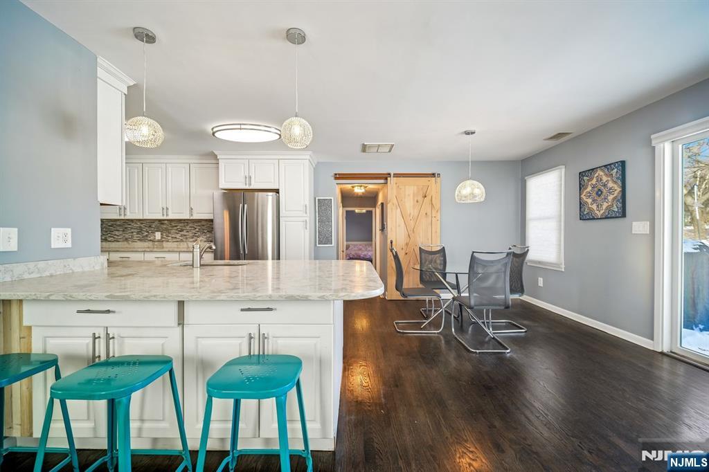 16 Windsor Drive Park Ridge, NJ 07656 - Photo 11 of 36