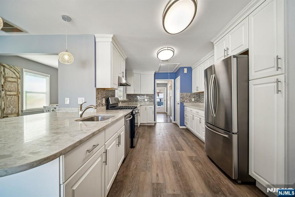 16 Windsor Drive Park Ridge, NJ 07656 - Photo 16 of 36