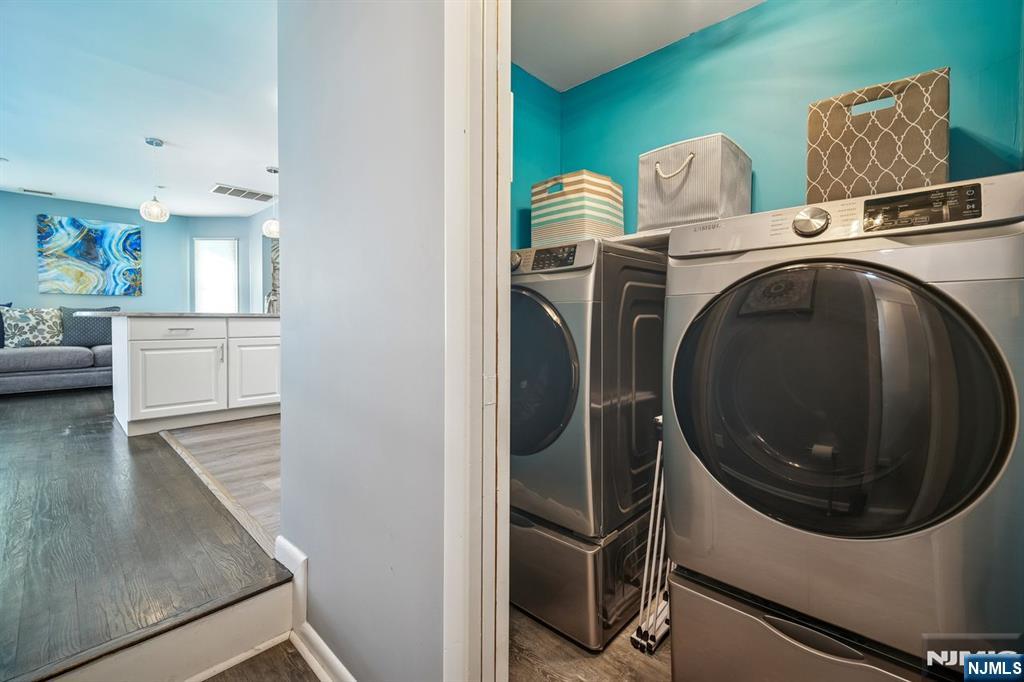 16 Windsor Drive Park Ridge, NJ 07656 - Photo 18 of 36