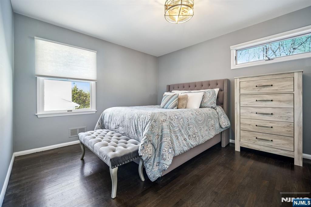 16 Windsor Drive Park Ridge, NJ 07656 - Photo 23 of 36