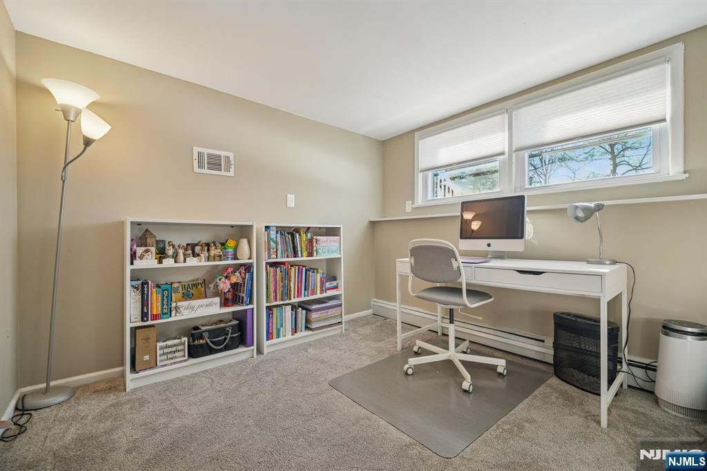 16 Windsor Drive Park Ridge, NJ 07656 - Photo 29 of 36