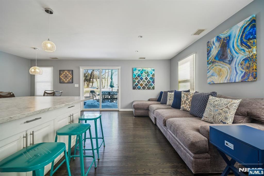 16 Windsor Drive Park Ridge, NJ 07656 - Photo 10 of 36