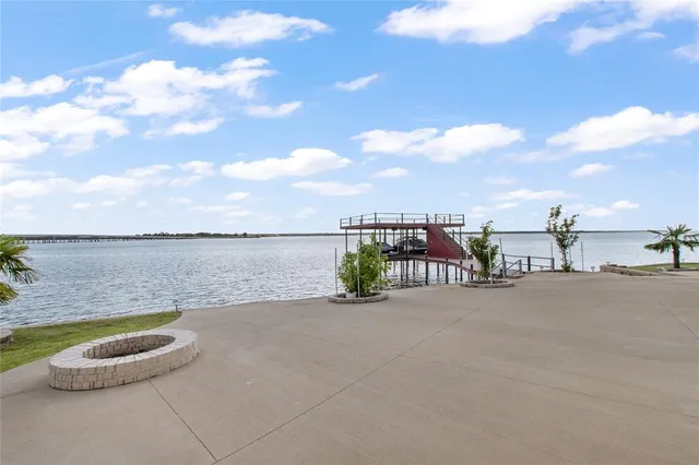 $2,395,000 | 241 Loon Bay Drive, Gun Barrel City, TX 75156