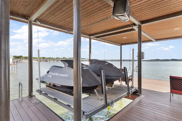 $2,395,000 | 241 Loon Bay Drive, Gun Barrel City, TX 75156