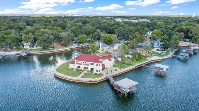 $2,395,000 | 241 Loon Bay Drive, Gun Barrel City, TX 75156