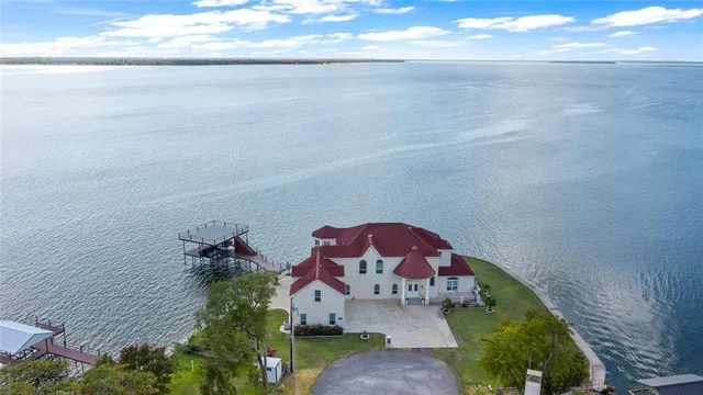 $2,395,000 | 241 Loon Bay Drive, Gun Barrel City, TX 75156
