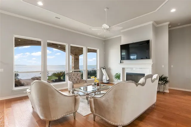 $2,395,000 | 241 Loon Bay Drive, Gun Barrel City, TX 75156