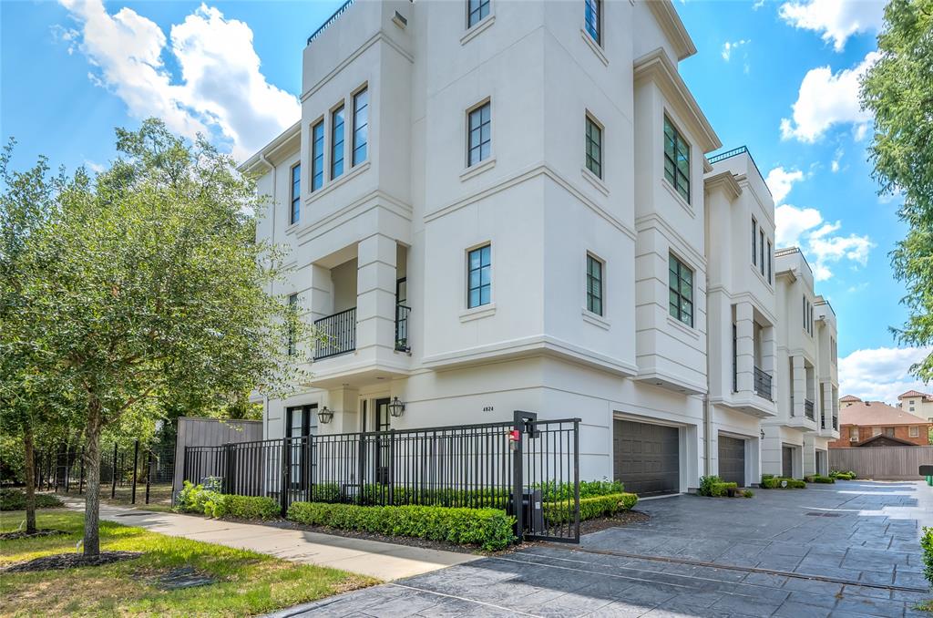 4824 La Branch Street, Unit C, Houston, TX 77004 Compass