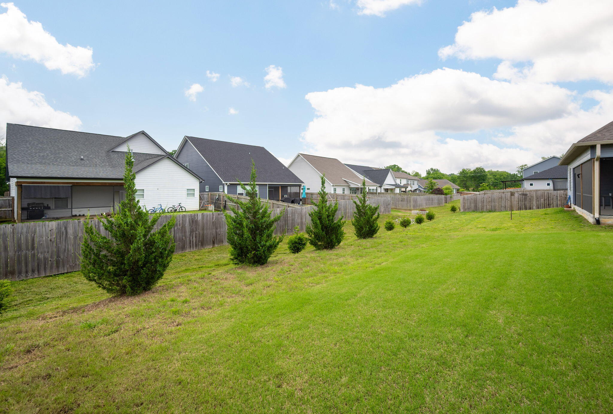 8647 Kensley Lane Hixson, TN 37343 - Photo 42 of 42 42-web-or-mls-DSC_1069