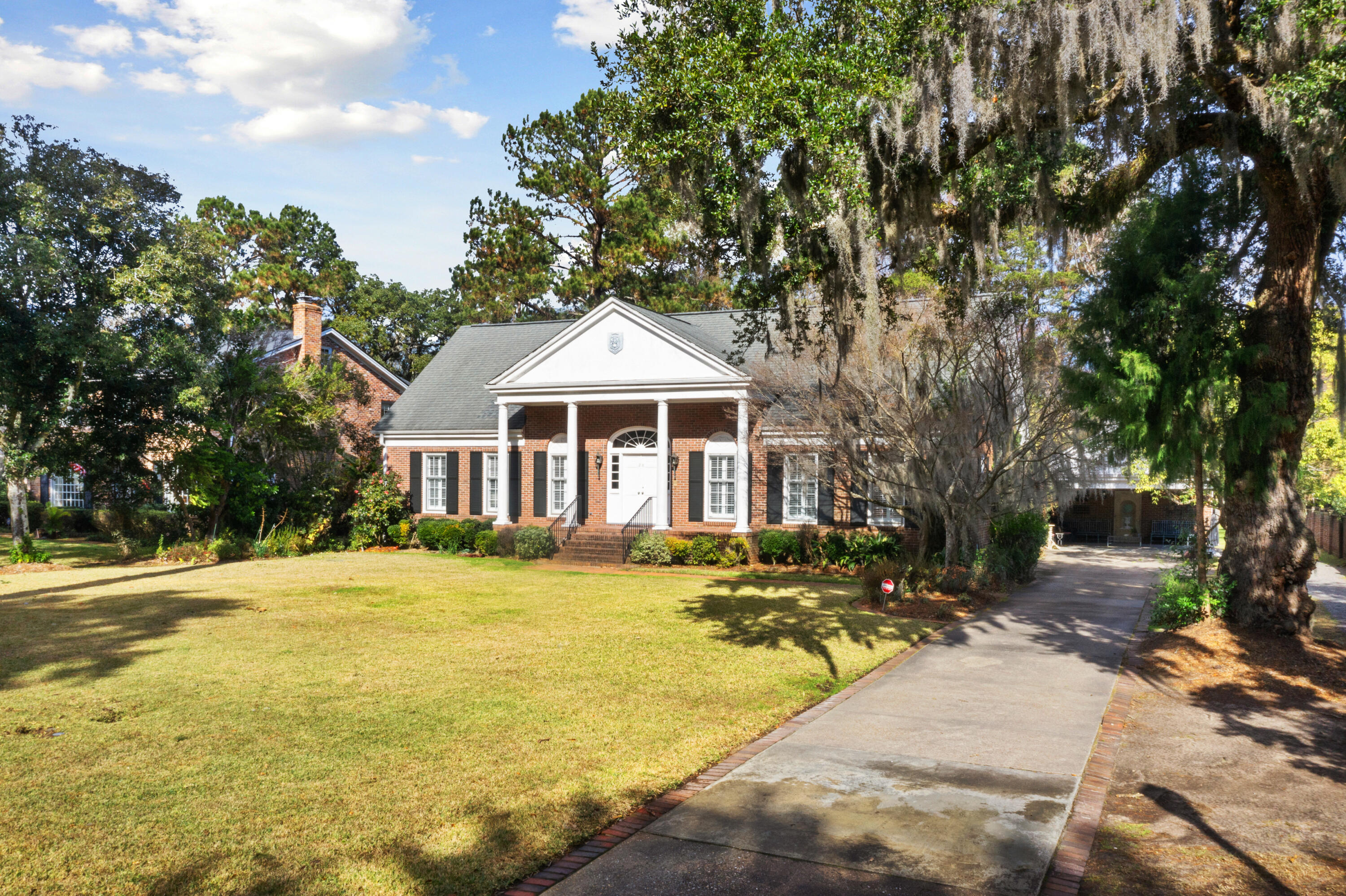 28 Broughton Road Charleston, SC 29407 - Photo 3 of 42 Front Exterior