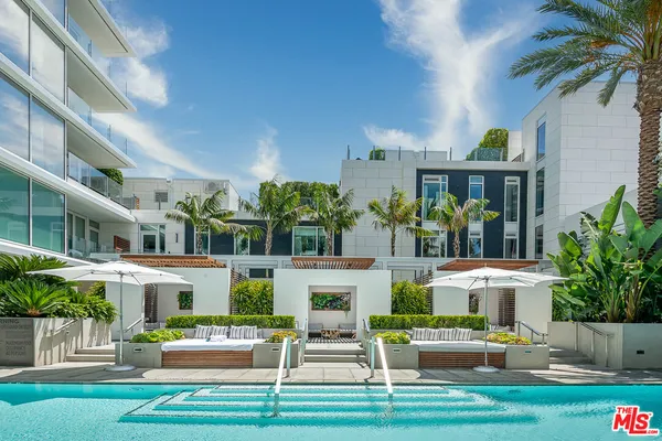$4,940,000 | 9000 West 3rd Street, Unit 204, Los Angeles, CA 90048