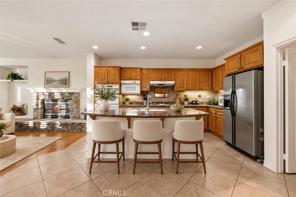 25501 Magnolia Lane Stevenson Ranch, CA 91381 - Photo 18 of 40 Gallery Image 18