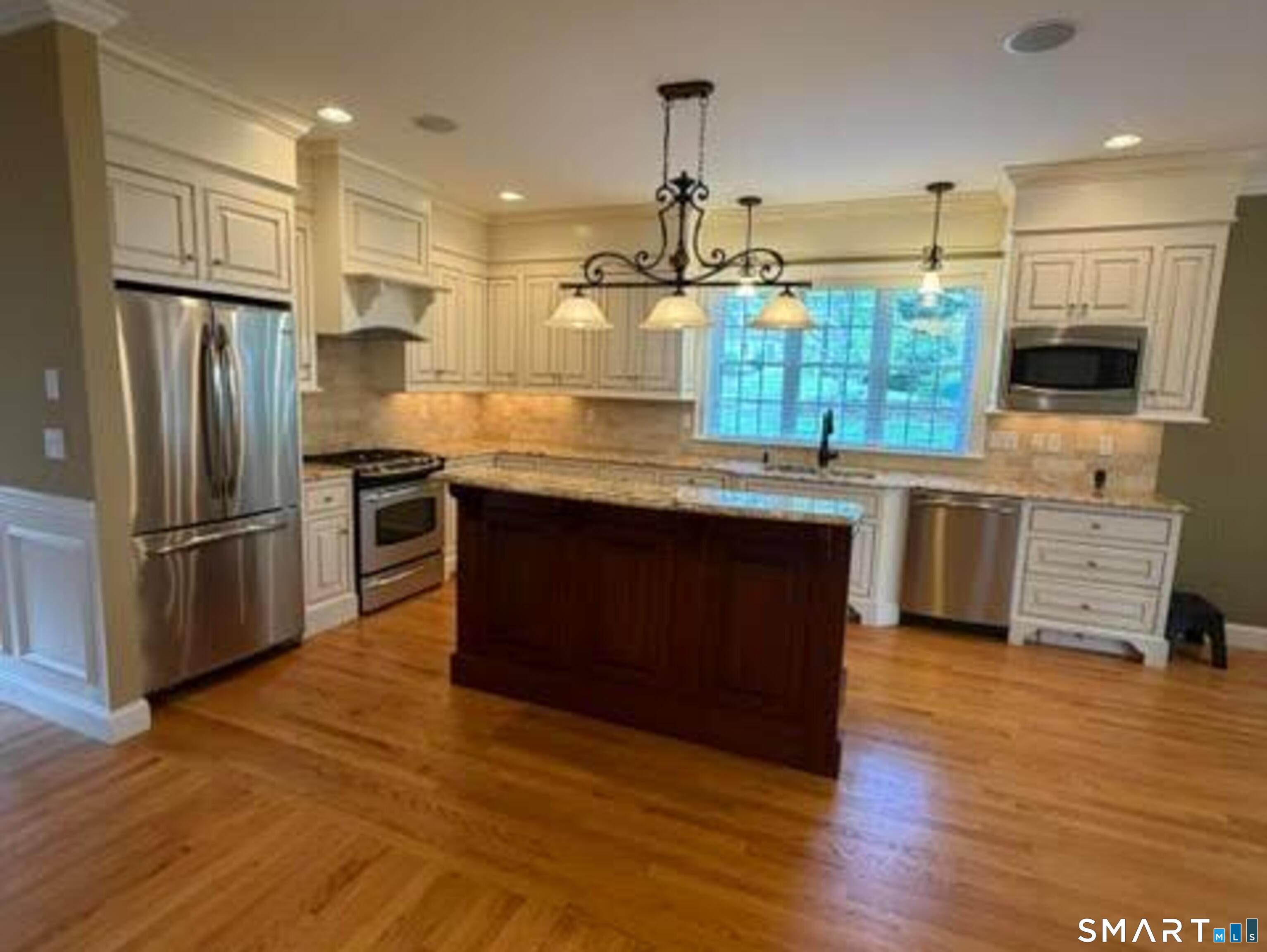 90 Applegate, Unit 95 Southington, CT 06489 - Photo 14 of 33