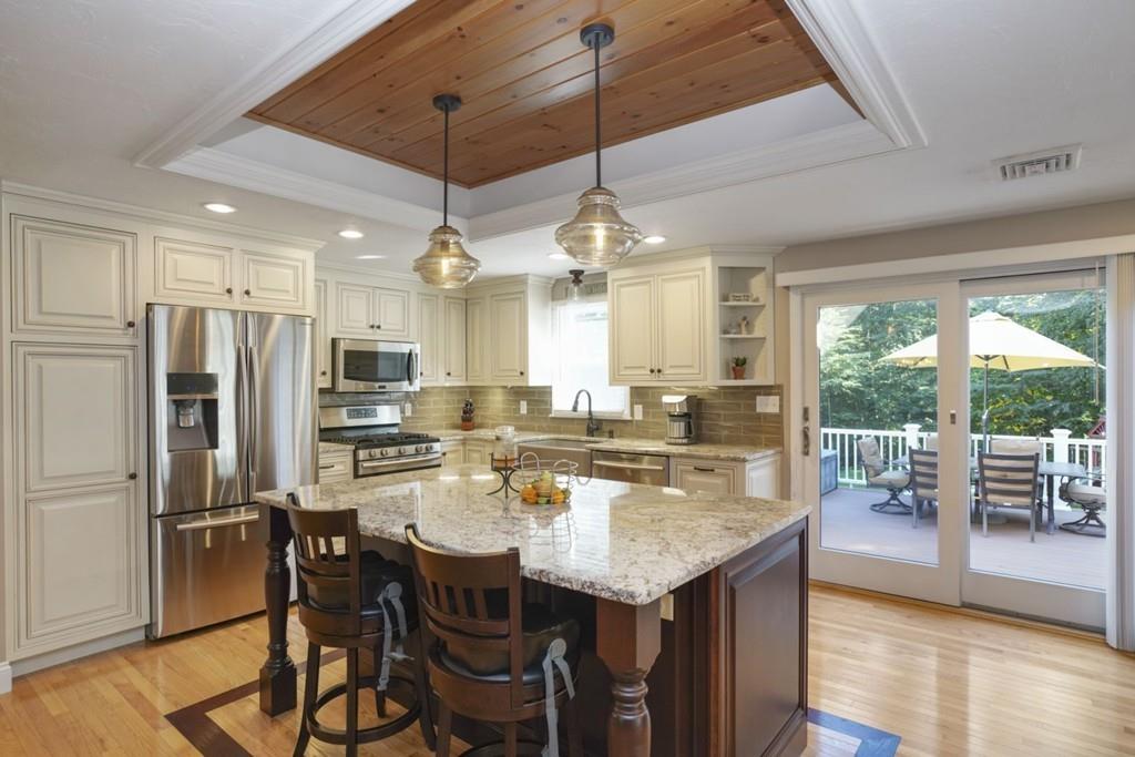 106 Hanover Street Hanover, MA 02339 - Photo 11 of 42 Gallery Image 11