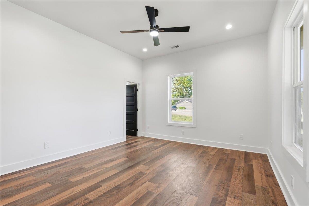 202 South Howard Avenue Landrum, SC 29356 - Photo 12 of 30
