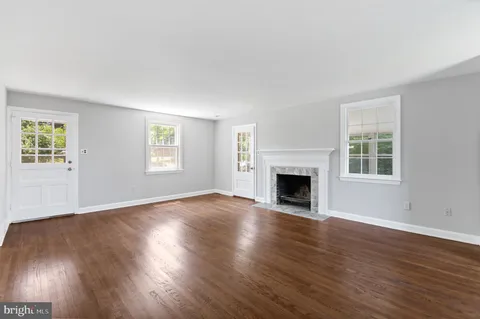 $3,150 | 3731 School Lane, Newtown Square, PA 19073