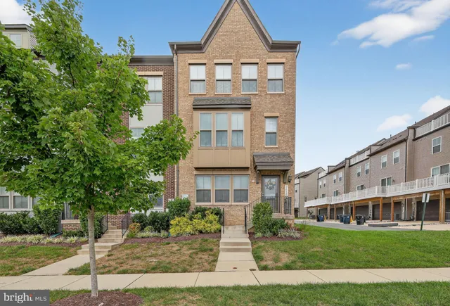 $3,700 | 9610 Prince Place, Upper Marlboro, MD 20774