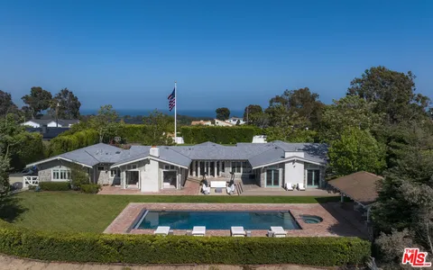 $13,450,000 | 6815 Dume Drive, Malibu, CA 90265