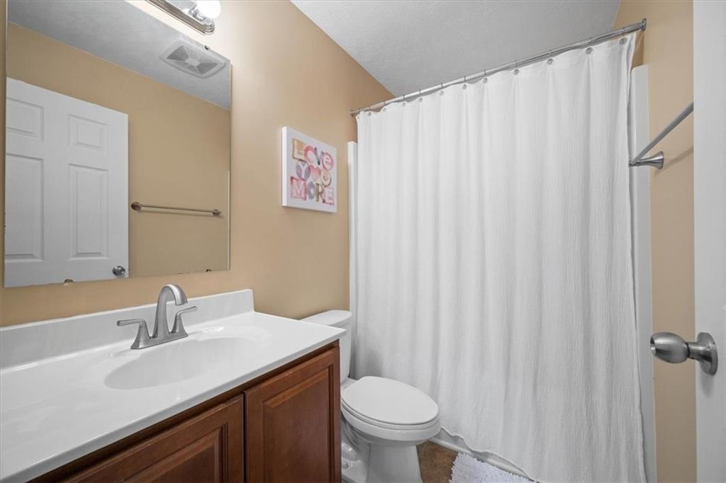 214 Becks Run Road Coraopolis, PA 15108 - Photo 28 of 42 Guess Bathroom