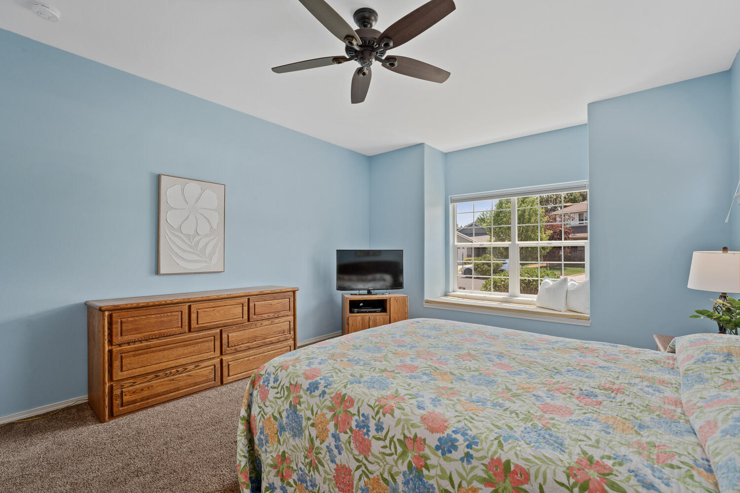 392 Southeast Soft Tail Loop Bend, OR 97702 - Photo 27 of 52 Primary Bedroom