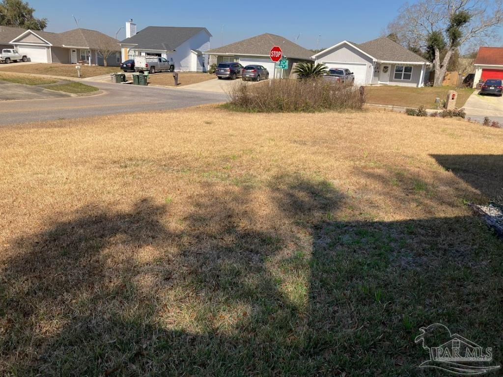 7304 Hilburn Road Pensacola, FL 32504 - Photo 7 of 25 Gallery Image 7