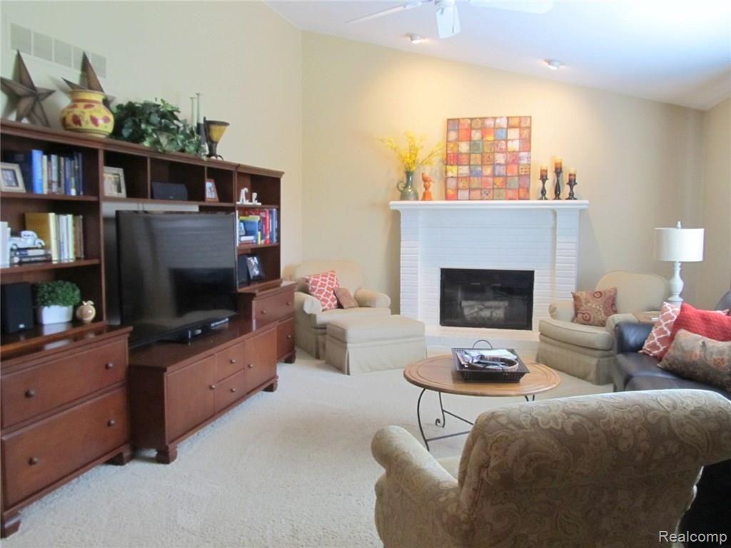 24345 Woodham Road Novi, MI 48374 - Photo 9 of 43 Family Room