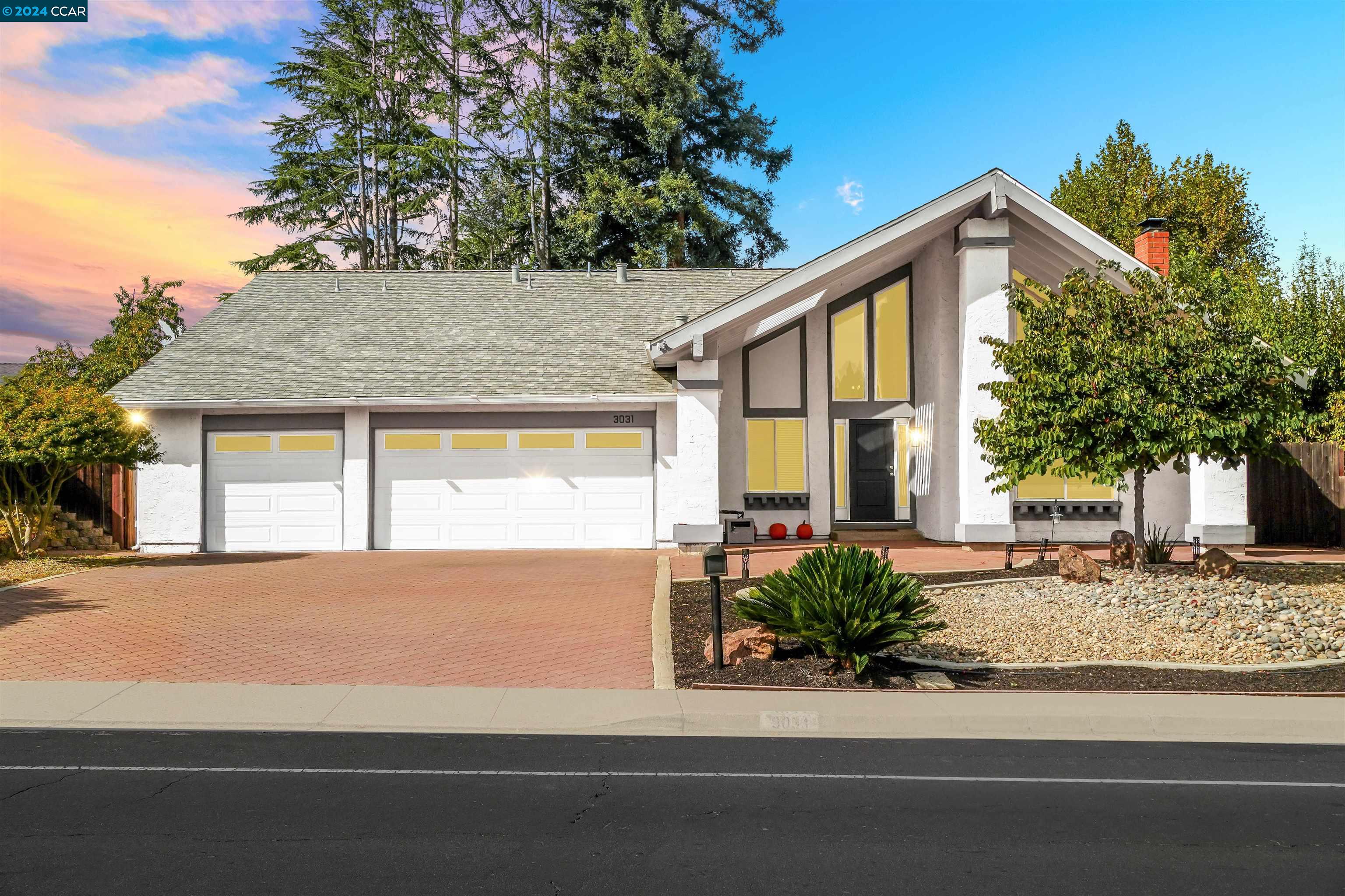 a house view with a outdoor space