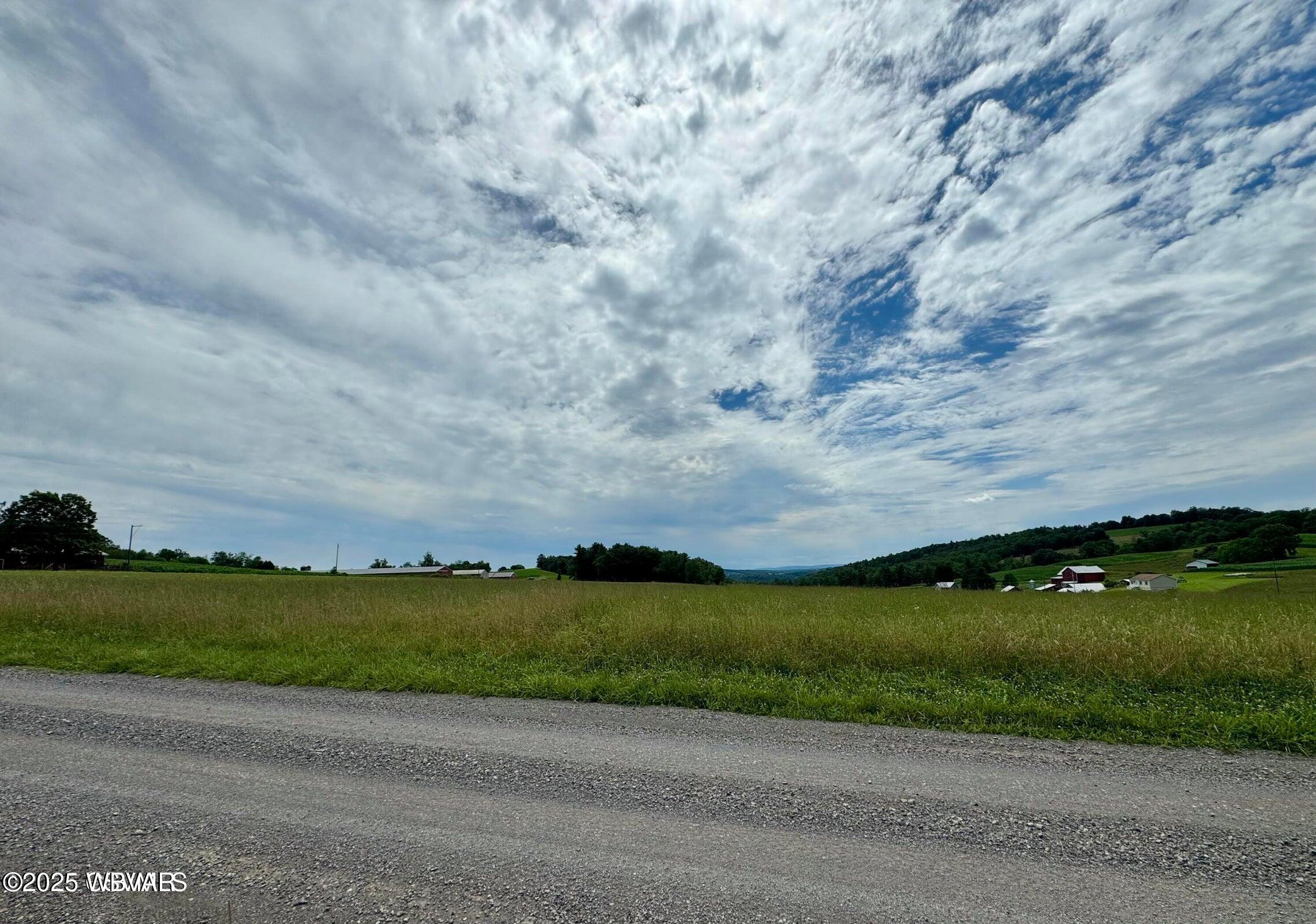 141 Mccoy Road Muncy, PA 17756 - Photo 4 of 6 20250721123835627032000000-o