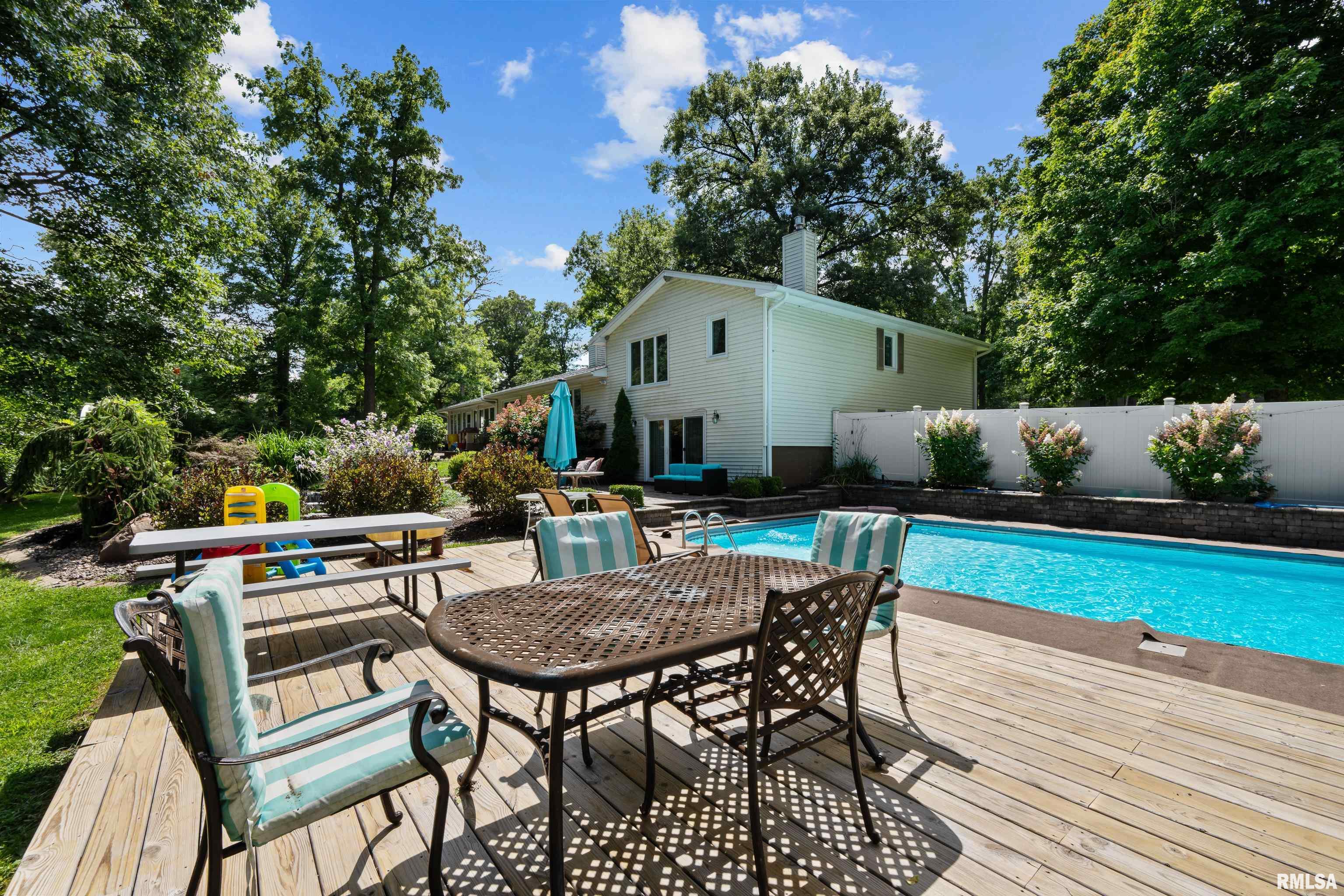 9927 132nd St Court West Taylor Ridge, IL 61284 - Photo 12 of 51