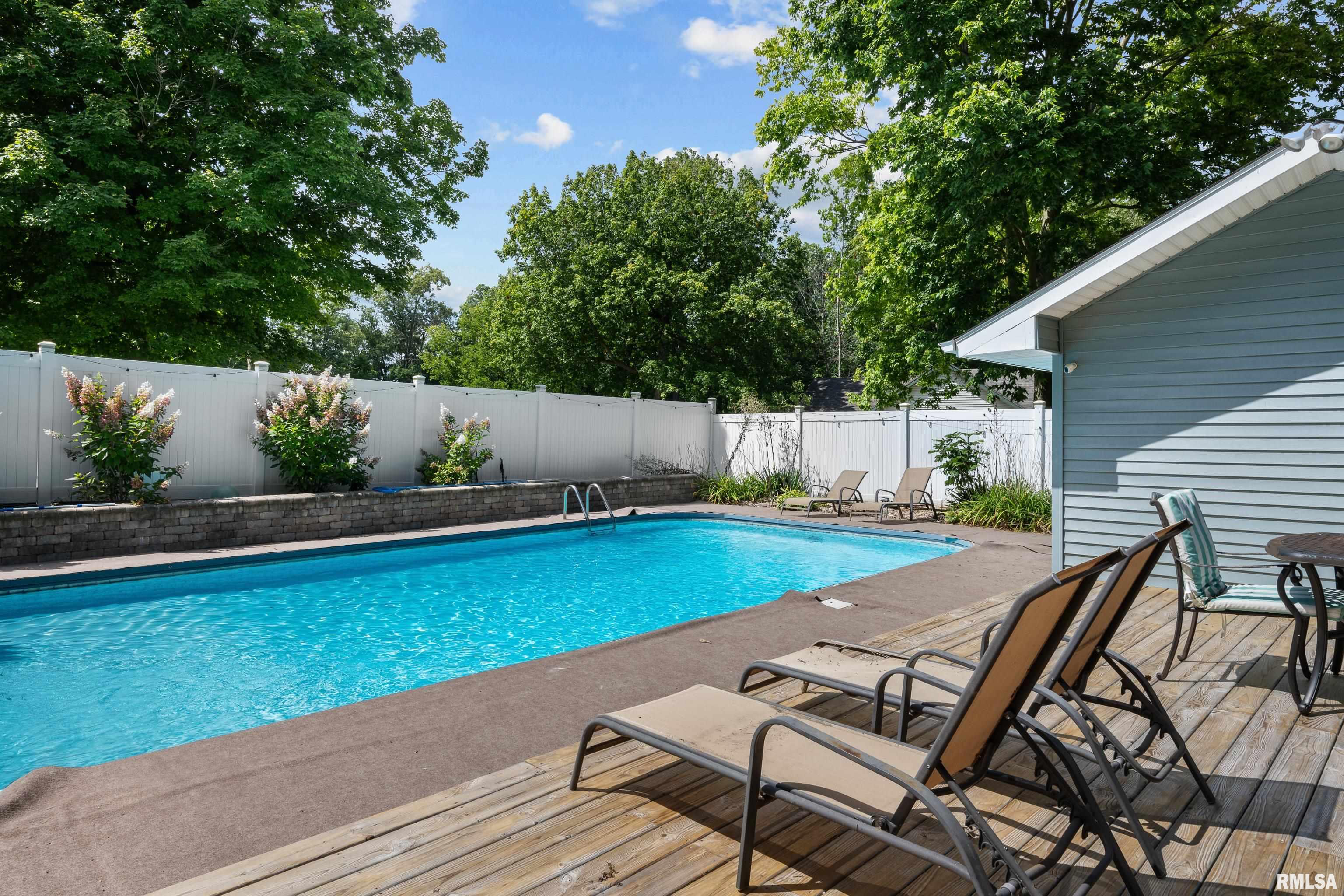 9927 132nd St Court West Taylor Ridge, IL 61284 - Photo 13 of 51