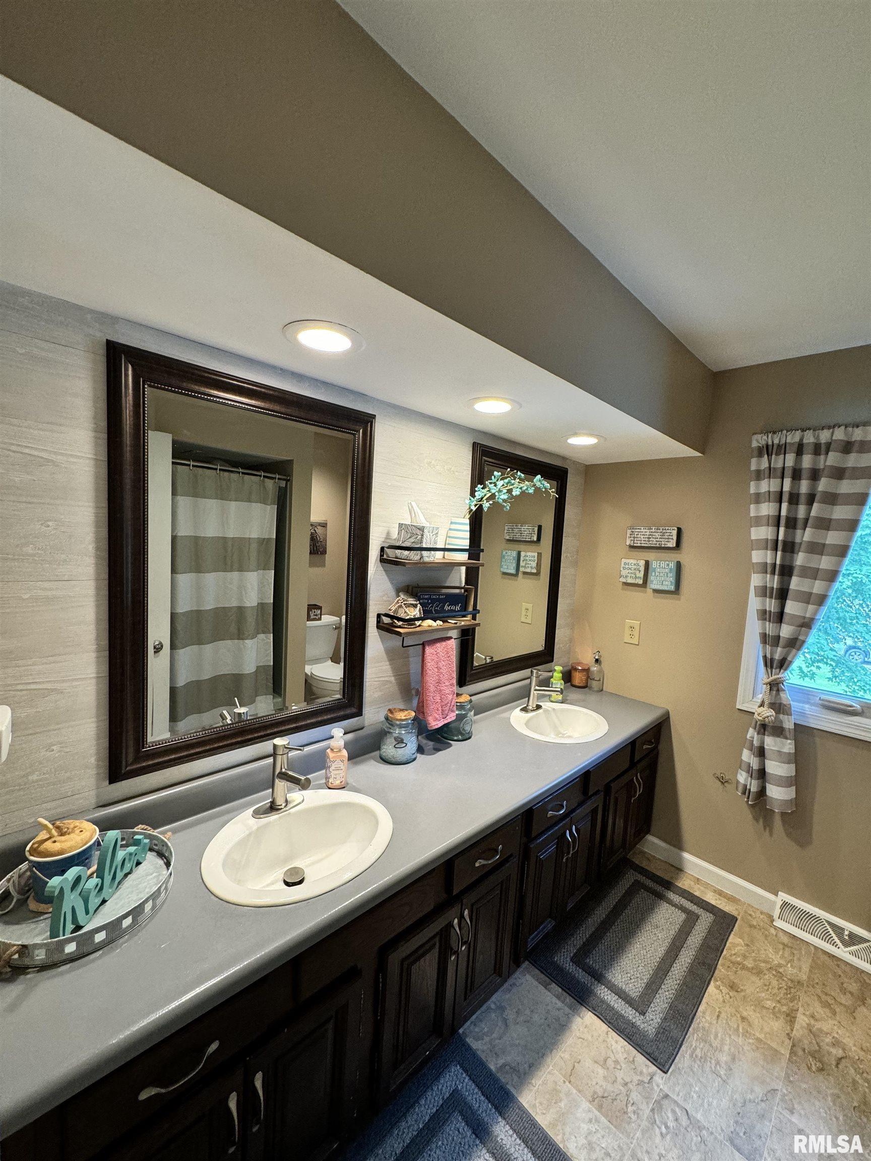 9927 132nd St Court West Taylor Ridge, IL 61284 - Photo 30 of 51