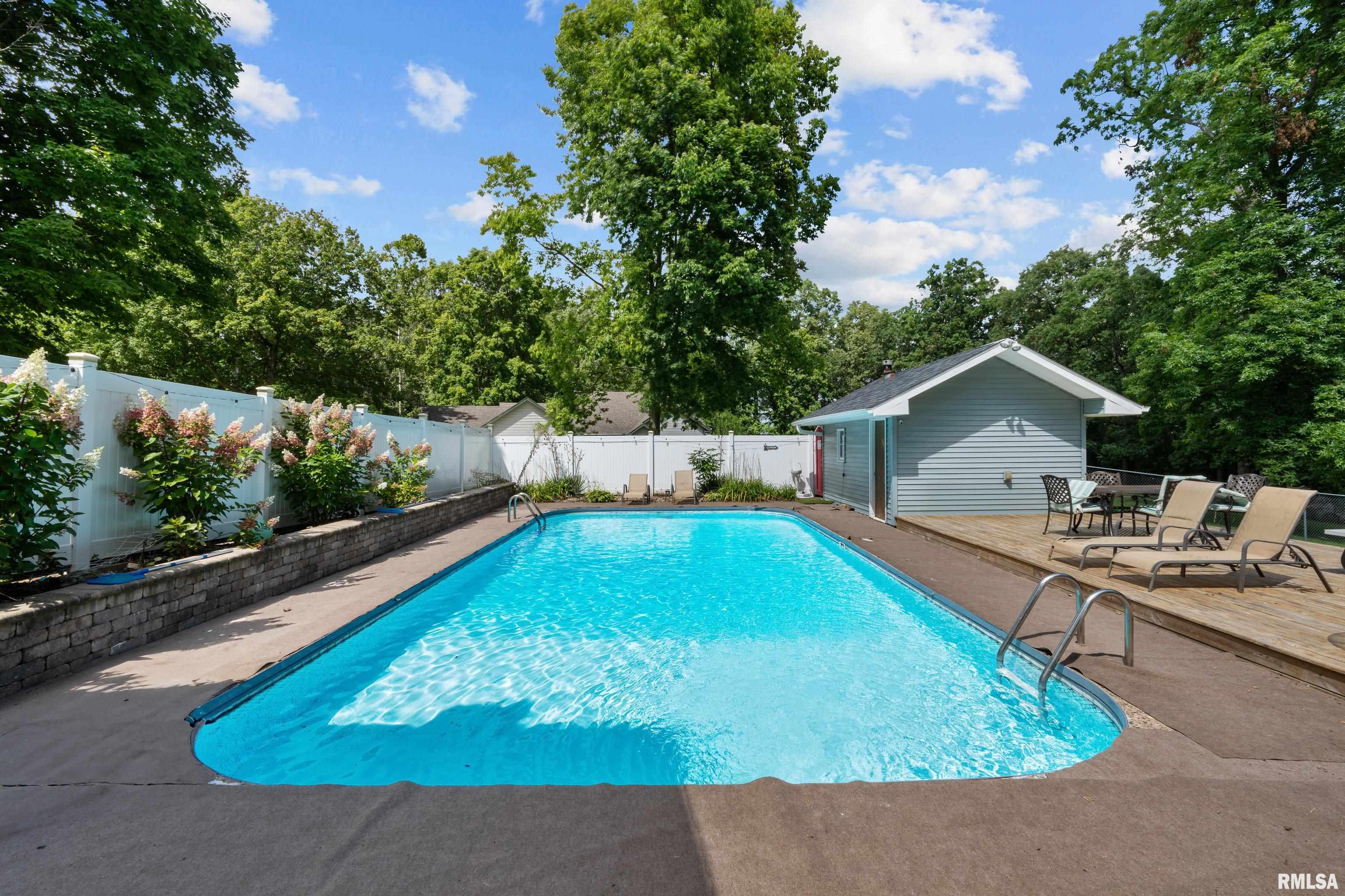 9927 132nd St Court West Taylor Ridge, IL 61284 - Photo 10 of 51