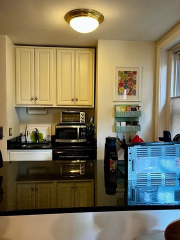 $599,000 | 863 Massachusetts Avenue, Unit 25, Cambridge, MA 02139